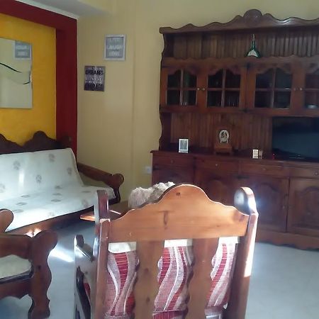 Fiona Seafront Apartments Nikiana Luaran gambar