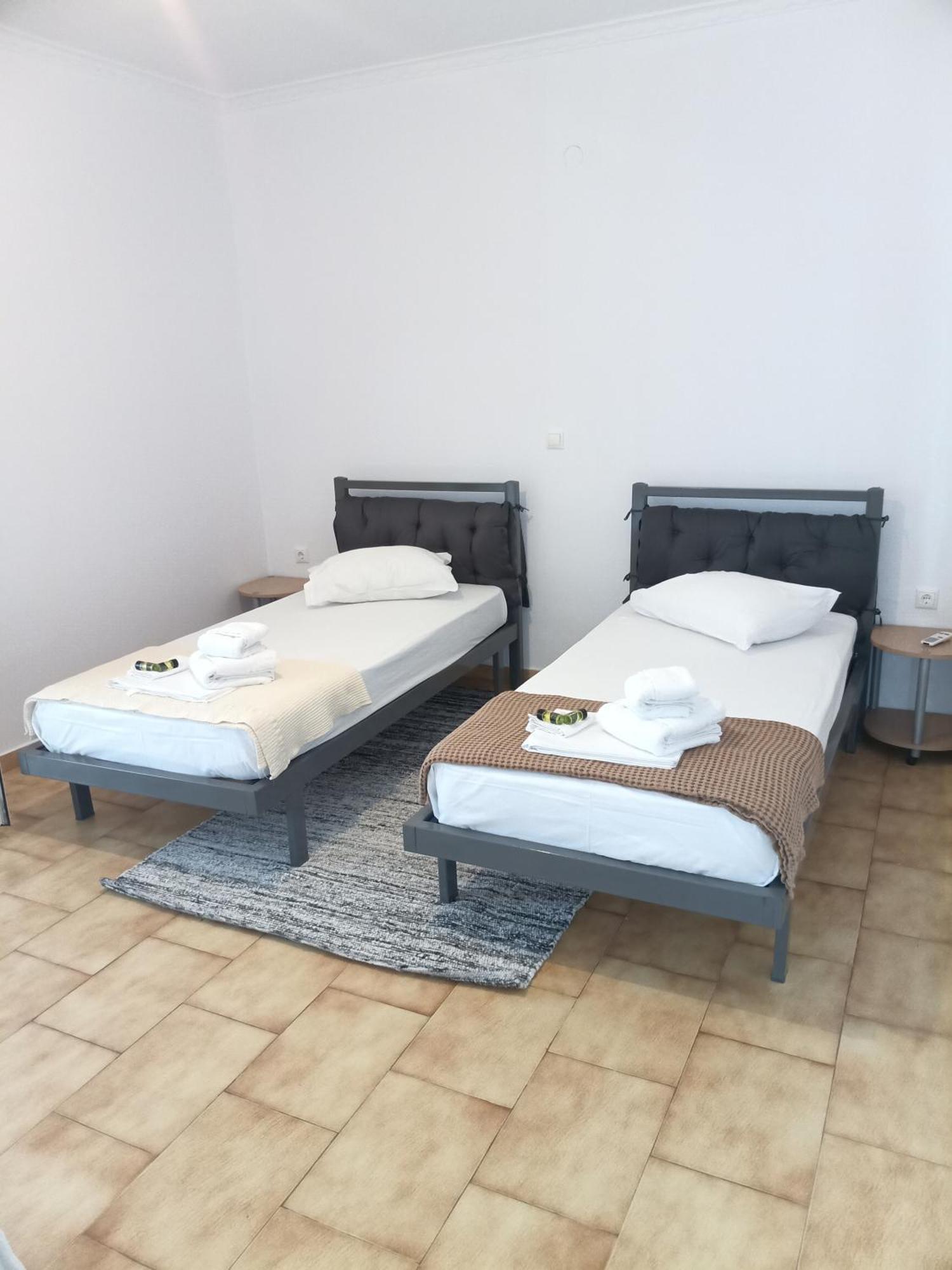 Fiona Seafront Apartments Nikiana Luaran gambar